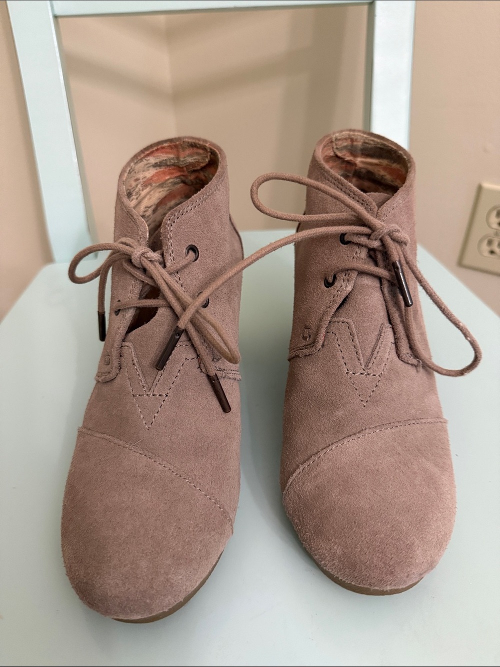 Toms Mauve Taupe Suede Lace-Up Ankle Boots